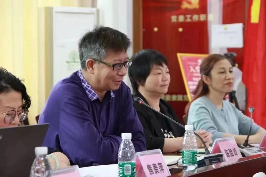 行稳致远，进而有为——记海师附小毕业班教师培训